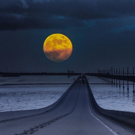 To the moon - moon, amazing, road, super