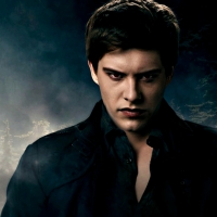 Xavier Samuel as  	 Riley
