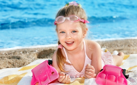 LITTLE GIRL ON BEACH - BEACH, CUTE, ADORABLE, GIRL