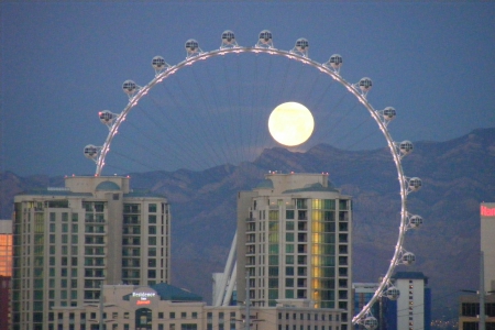 __Las Vegas Strip Full Moon Highroller_Feb_4_2015__ - highroller, las vegas strip, early morning, full moon