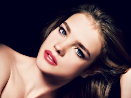 Natalia Vodianova - face, natalia vodianova, black, model, blue eyes, girl, woman