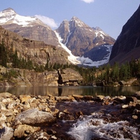 Yoho Park Mountain Lake Stream 