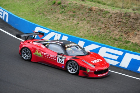 bathurst 12 hour endurance