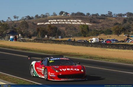 bathurst 12 hour endurance