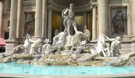 Fountain at Caesar's Palace F2 - wide screen, photography, cityscape, nevada, caesars palace, scenery, usa, casino, las vegas, photo