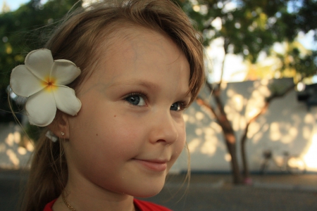 little girl - people, eyes, belle, sightly, white, face, childhood, fair, little, bonny, adorable, child, nature, beautiful, pink, sweet, nice, beauty, sky, photography, pretty, baby, green, tree, cute, kid, dainty, girl, lovely, pure, comely, blue, desktopnexus, smile, blonde, flower