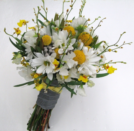 *Spring swede bridal bouquet* - bridal, yellow, spring, swede, bouquet, flowers, daisies, dragons, hq, hd