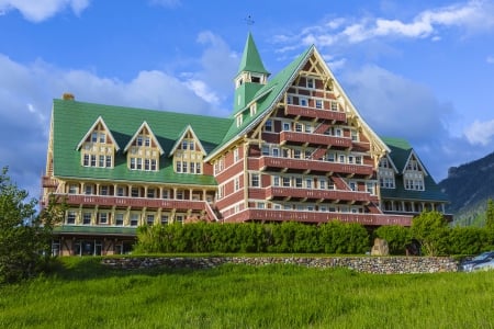 Prince of Wales Hotel - canada, alberta, park, hotel