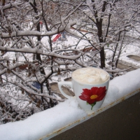 *Coffee in the snowy balcony*