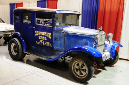 Model-A-Gasser - rusty, ford, classic, blue