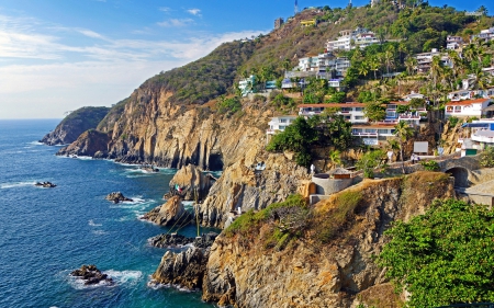 La Quebrada in Acapulco - acapulco, hills, towns, cityscapes, coast, oceans, villaes, sea, nature