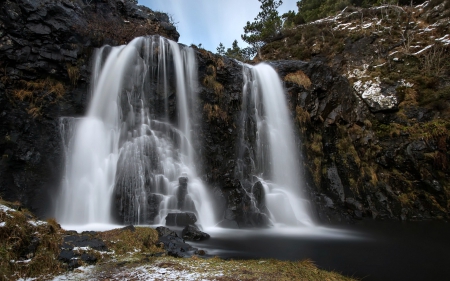 Skye Falls, Isle of Skye, Scotland - nature, scotland, waterfall, rocks