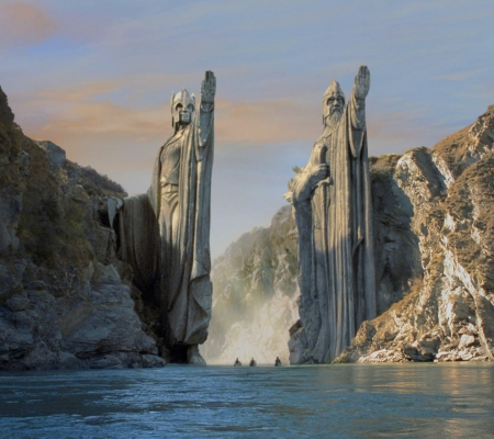 Lord of the Rings - sea, lord, statues, two