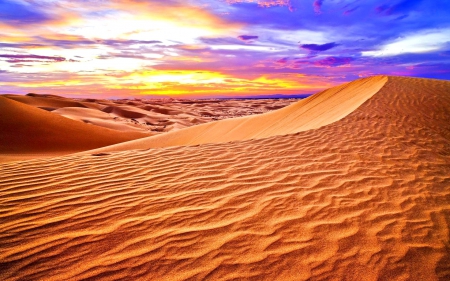 LOVELY SKY VIEW in the DESERT - clouds, desert, beautiful, evening, splendor, landscape, sand, sunset, nature, view, enchanting nature, sky