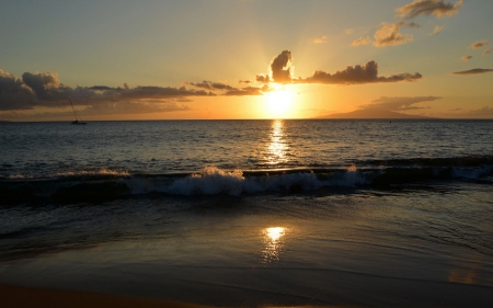 Sunset At Maui, Hawaii - sky, beach, paradise, clouds, islands, sunset, sea