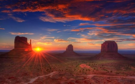 Monument Valley National Park, Utah - landscape, clouds, sun, sunset, usa