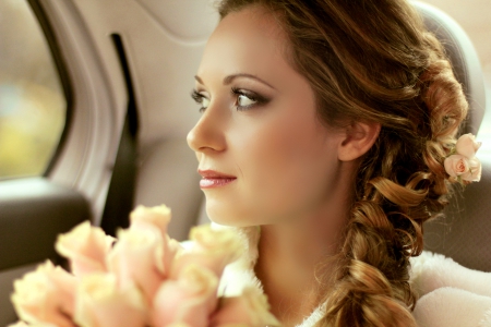 BEAUTIFUL BRIDE - woman, make up, beautiful, flowers, bride, photo