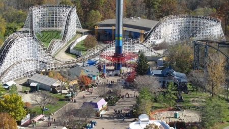 Racer turnaround - 1600x900, kings island 2014, windseeker, vortex