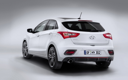 hyundai i30 turbo - white, turbo, hyundai, japanese