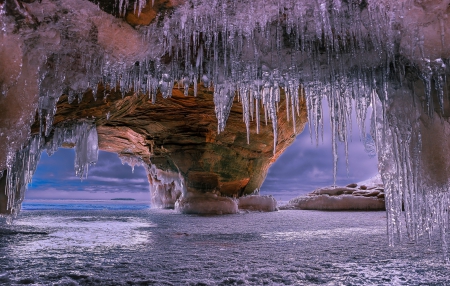 Piller And Ice - lake, winter, stalactites, cold, clouds, frost, snow, beautiful, cave