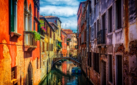 Houses along Venice Canal - bridges, colors, buildings, architecture, canals, colorful, cityscapes, venice, houses, italy