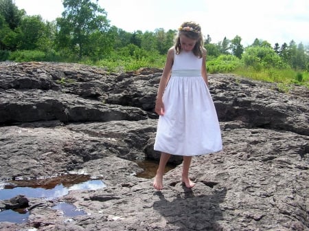 little girl - nice, beauty, people, photography, standing, belle, sightly, white, pretty, baby, childhood, fair, rock, cute, little, kid, bonny, adorable, dainty, girl, child, lovely, pure, nature, comely, pink, desktopnexus, beautiful, sweet, blonde