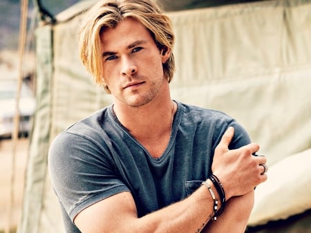 Chris Hemsworth - handsome, man, blue, chris hemsworth, actor, blond