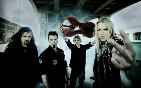 APOCALYPTICA