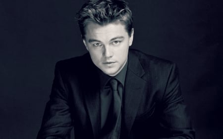 Leonardo DiCaprio - white, man, blue, leonardo dicaprio, actor, black