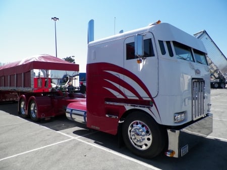 Kustom Peete Cabover - semi, petebilt, custom, cabover