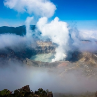 poas volcano costa rica