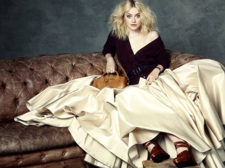 Dakota Fanning - dakota, actress, beautiful, 2015, fanning, wallpaper, model, dakota fanning