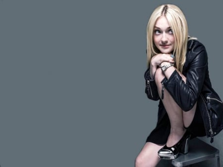 Dakota Fanning - dakota, actress, wallpaper, model, beautiful, 2015, fanning, dakota fanning, blonde