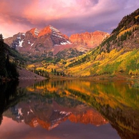 Maroon Bells At Sunrise - Aspen Colorado.