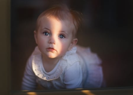 little girl - nice, beauty, people, eyes, photography, belle, sightly, face, white, pretty, baby, childhood, fair, prone, cute, little, kid, bonny, adorable, dainty, girl, child, lovely, pure, comely, blue, pink, desktopnexus, beautiful, sweet, blonde