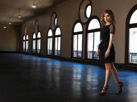 Sophia Bush - sophia bush, actress, bush, wallpaper, heels, sophia, model, legs, beautiful, 2015, dress