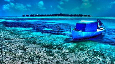 Blue Ocean - Rainfall, Nature, Waterfall, Hd Wallpapers, Smile, Photography, Ships, Univers, Boats, Ocean, Trees, Beautiful, World, Colourful, Reflection, Love, Sea