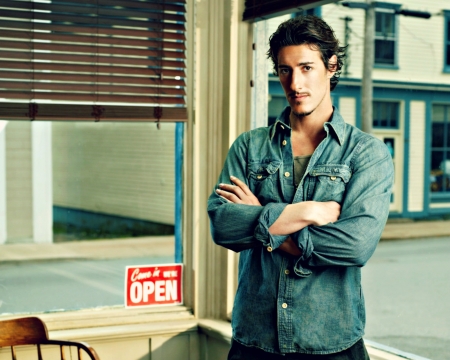 Eric Balfour - actor, blue, tv series, haven, Eric Balfour, man