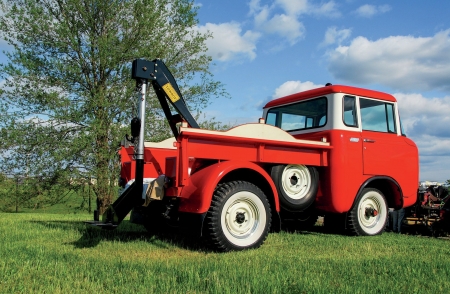 1957-Jeep-F C 150-Wrecker