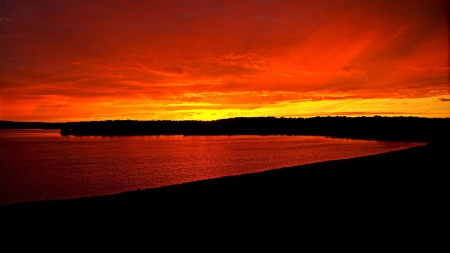 The Rouge - night, rouge, beach, sea