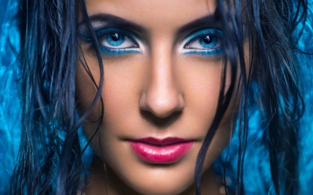 Girl with blue eyes - girl, style, gorgeous, make up