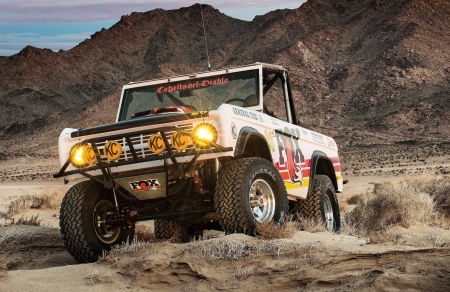 Ford Bronco 1968 - thrill, offroad, joy, 4x4