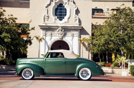 1939-Ford-Deluxe-Coupe - classic, conv, whitewalls, green