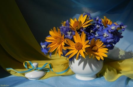 Still Life - flowers, beautiful, yellow, blue