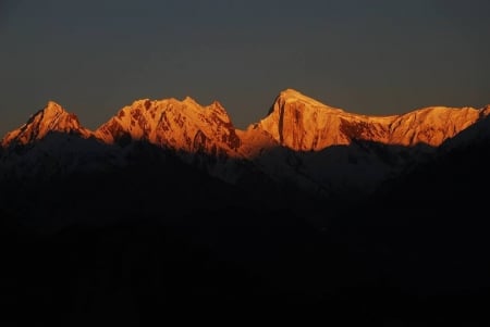 Golden mountain peaks - sky, mountains, amazing, sunlight