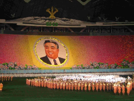 Kim Jong-Il party - bad men, sad, korea, communist, politique skz, other, sadness, photography, north korea, dictators, very sad, communism, not cool, picture, my bad scores, unpopular, kim jong-il