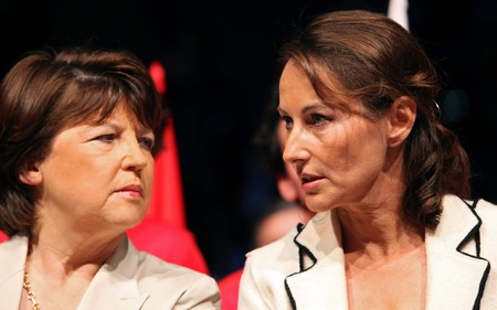 Two great friends - martine aubry, politic, candidate for the presidential, paris, picture, aubry, my bad scores, segolene royal, royal, france, politique skz, other