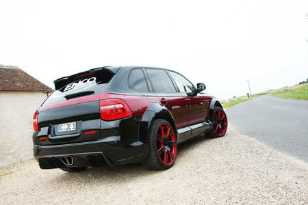 ENCO Exklusive Gladiator 700 GT Biturbo: A 700HP Porsche Cayenne Turbo - car, tuning, cayenne, porsche, turbo