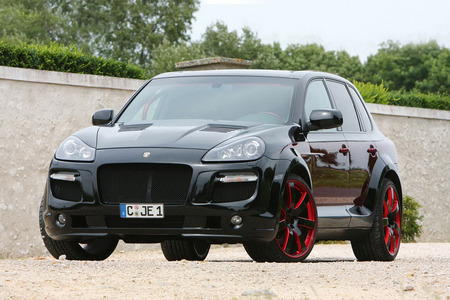 ENCO Exklusive Gladiator 700 GT Biturbo: A 700HP Porsche Cayenne Turbo - car, tuning, cayenne, porsche, turbo