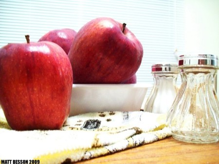 Apples Salt Towel Bowl - coasters, bowl, table, salt shakers, apple, towels, still life